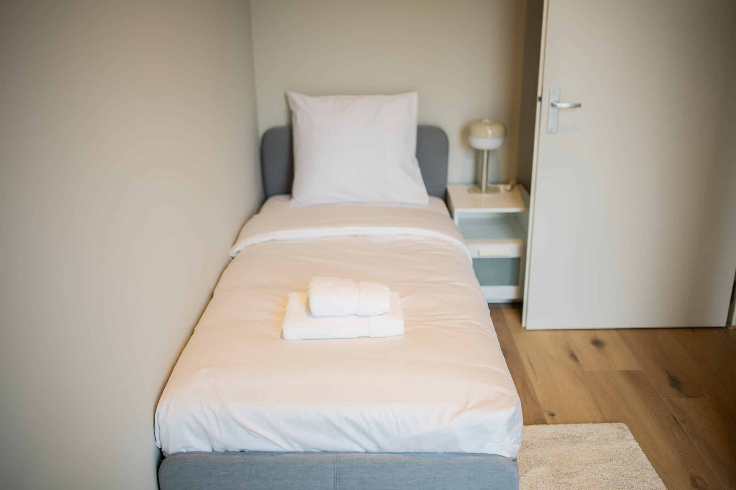 Contemporary Stylish 3BDR Apartment PKA, view 3