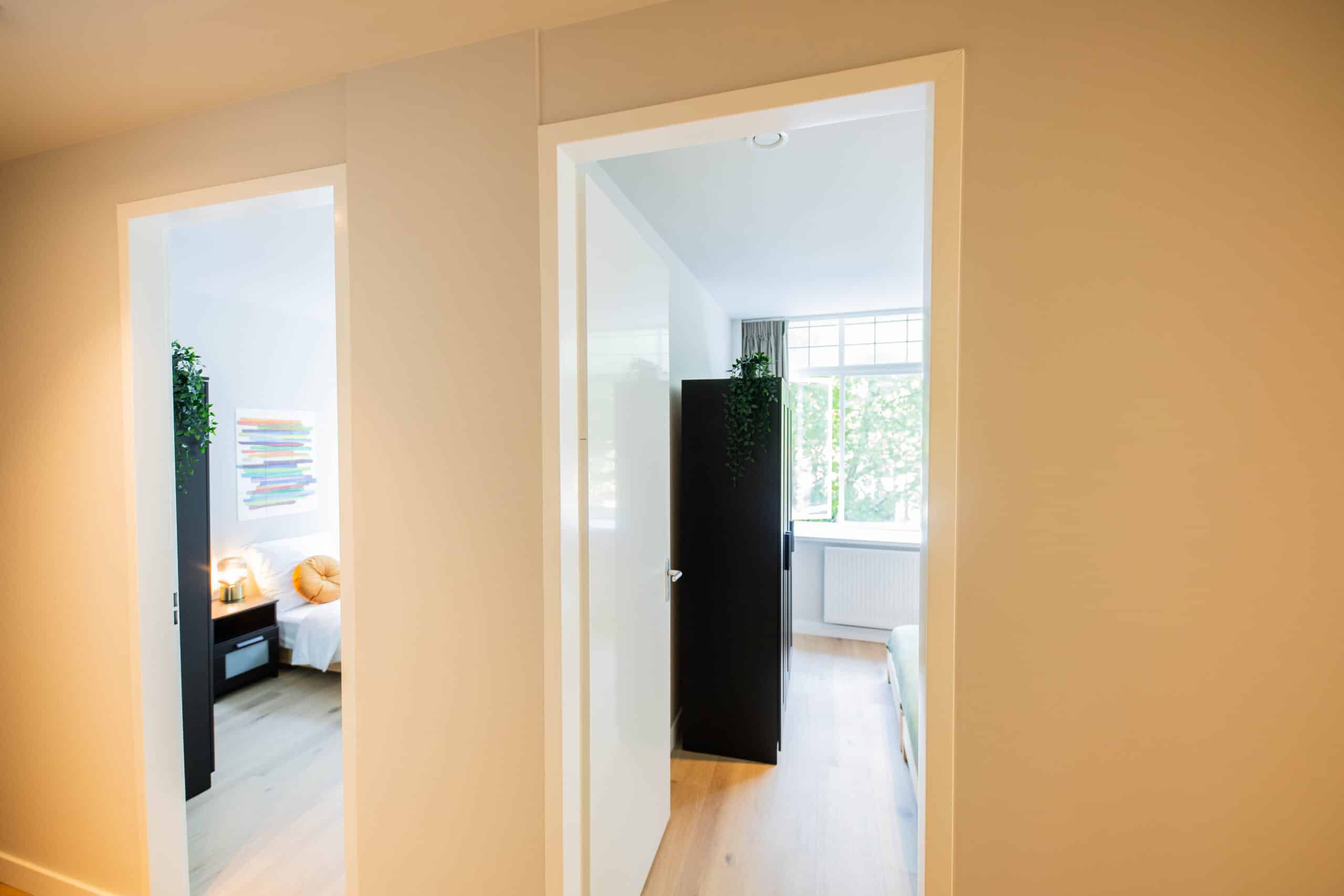 Elegant Oasis 2BDR Apartment WS, view 4