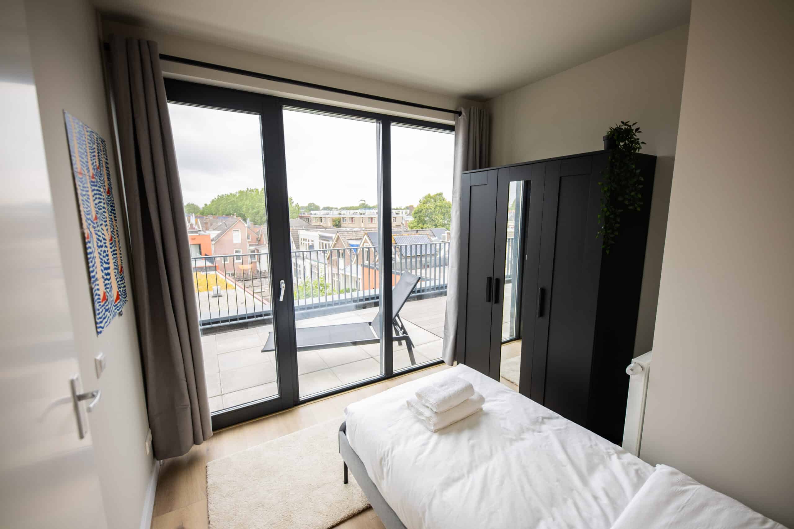 Harmony Spacious 3BRD Apartment PK, view 3
