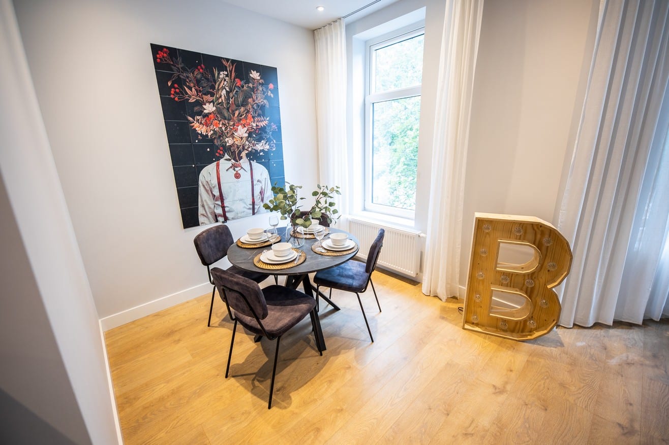 Sleek City Center 2BDR Apartment VP