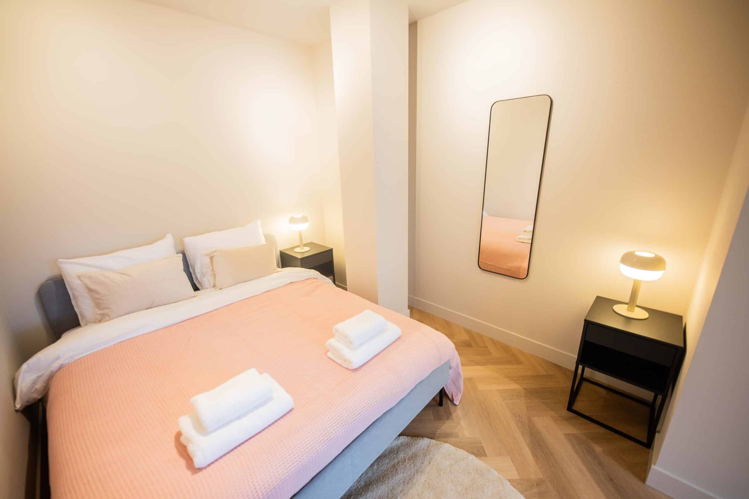 Sleek Cozy Studio KS, view 4
