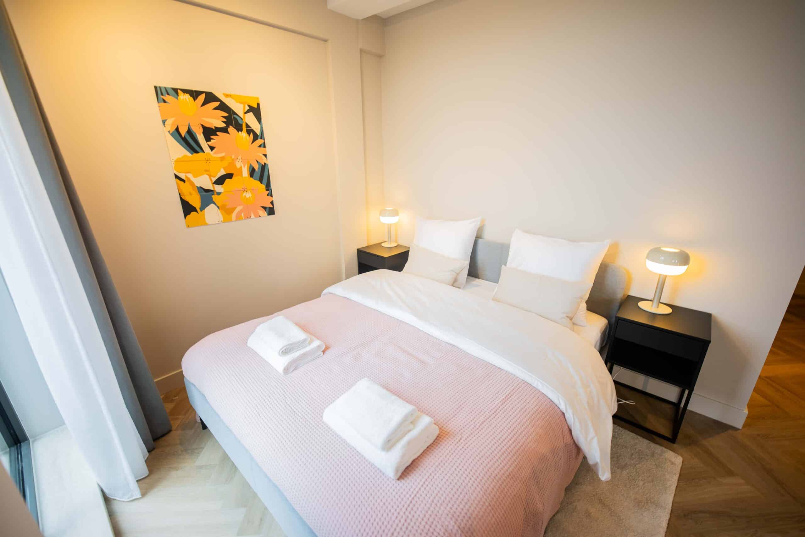 Sophisticated Penthouse Studio KS, view 4