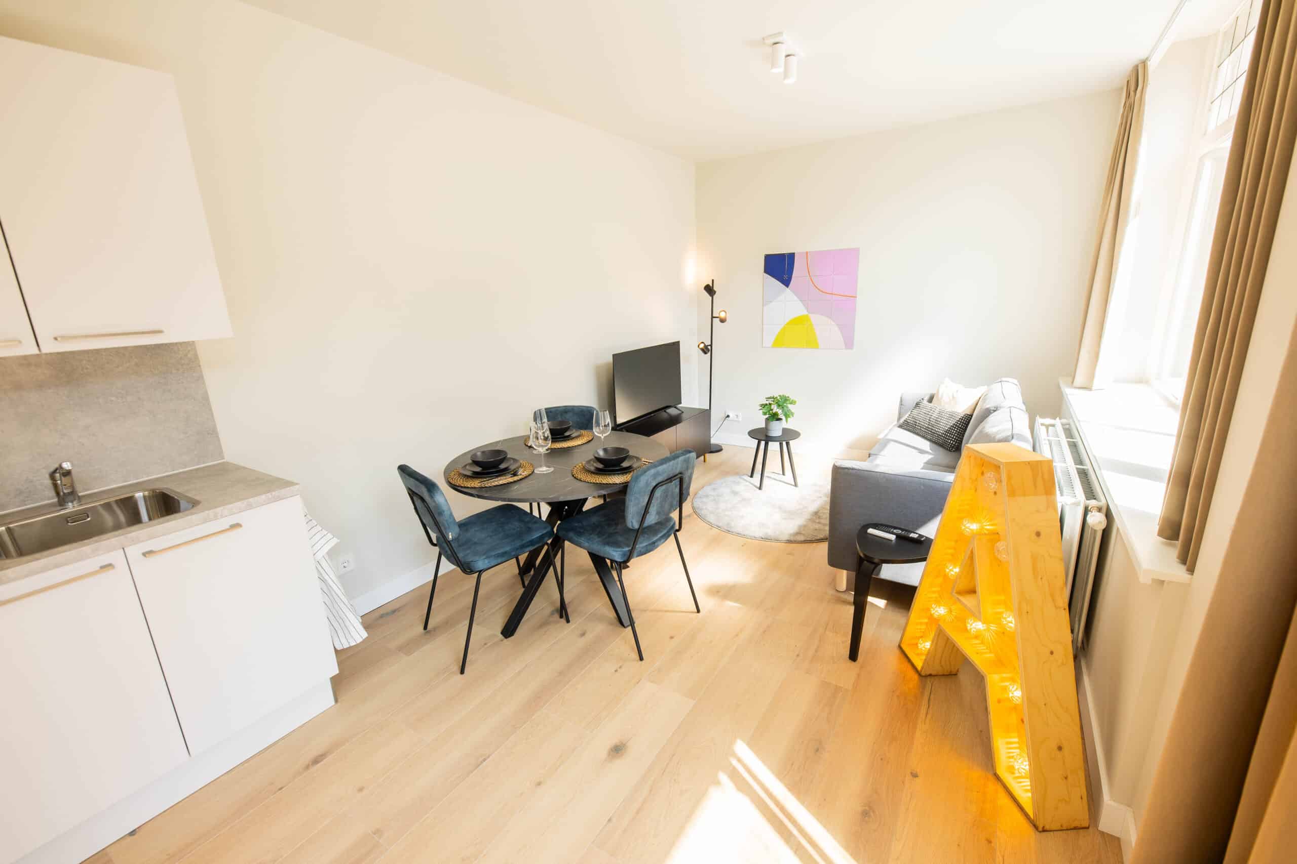 Upscale Haven 2BDR Apartment WS