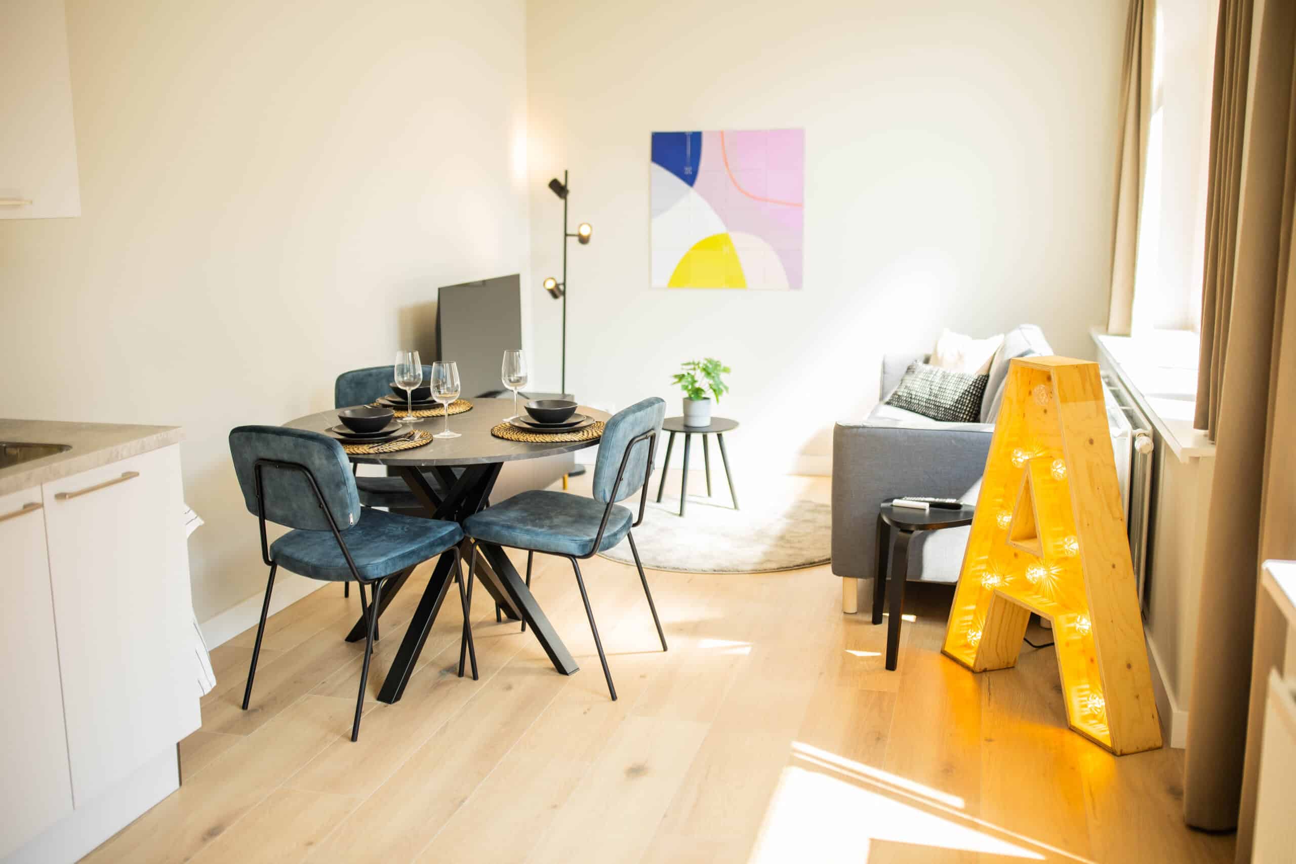 Upscale Haven 2BDR Apartment WS, view 5